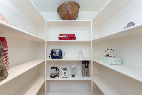 Huge Pantry / Storage