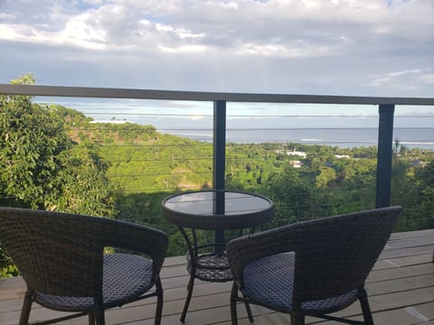 Premium Studio Suite, 1 Bedroom, Private Bathroom, Ocean View | Individually decorated, individually furnished, blackout drapes