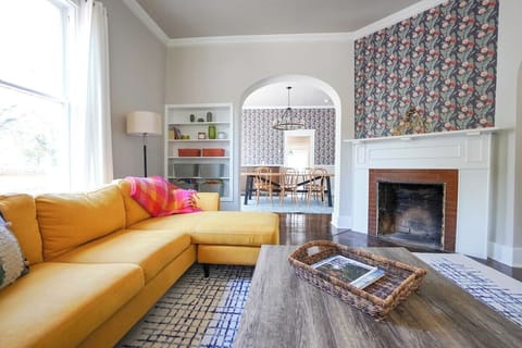 Funky, fun design in your spacious living room and connected dining area.