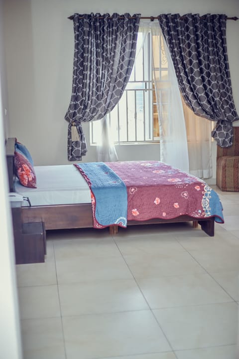 Comfort Double Room | Iron/ironing board, WiFi, bed sheets