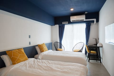 Superior Twin Room | Free WiFi, bed sheets