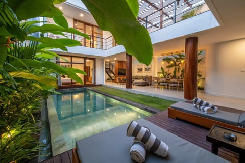 Villa, 4 Bedrooms, Smoking, Private Pool | Exterior