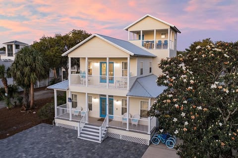 Flirty Flamingo - Pet-Friendly Vacation Rental House Near Beach with Game Room, Private Pool, & Carriage House in Crystal Beach, Florida - Five Star Properties Destin/30A