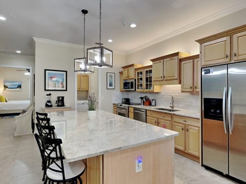 Condo, Multiple Beds, Balcony, Garden View (#H6 - No Pets Allowed) | Private kitchen | Fridge, microwave, oven, stovetop