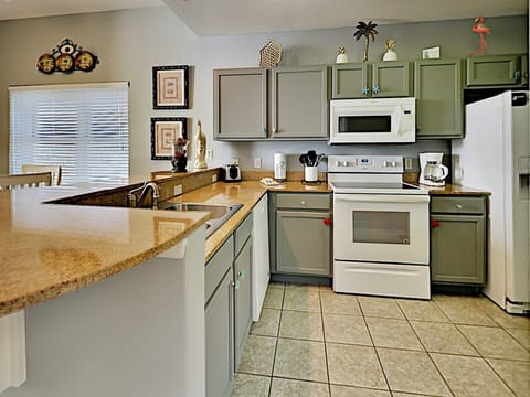 Condo, Multiple Beds, Balcony, Ocean View (#601 - No Pets Allowed) | Private kitchen | Fridge, microwave, oven, stovetop