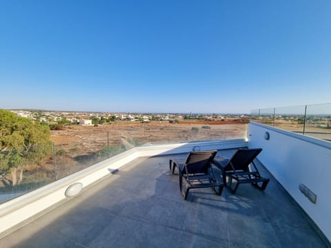 Standard Apartment | Terrace/patio