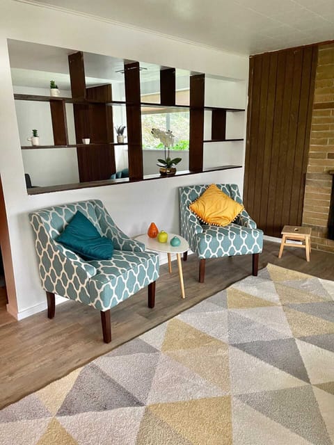 Living #2 - plenty seating and 1 sofa