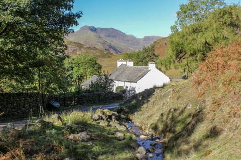 Cottage | Property grounds