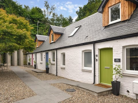 Exterior | Bonnie Cottage, Hope Cottage, Harris Cottage - Aberfeldy Cottages, Aberfeldy, near Pitlochry
