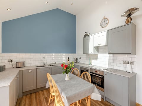 Kitchen area | Kinder - Higher Capstone Farm Cottages, Mellor, near Marple