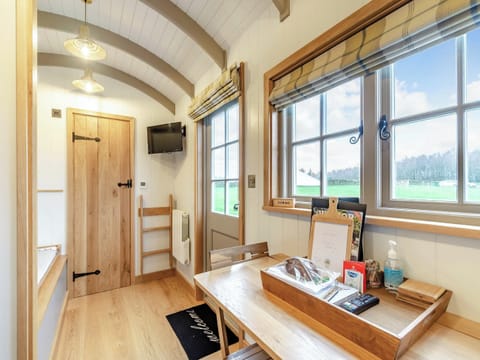 Open plan living space | The Swaledale Hut - Hollow Hill Huts, Rathmell, near Settle