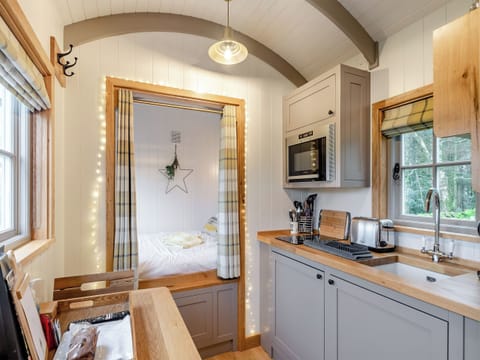 Kitchen area | The Swaledale Hut - Hollow Hill Huts, Rathmell, near Settle