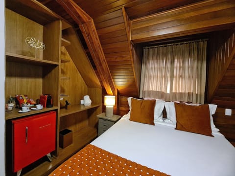 Standard Room | Minibar, free WiFi, bed sheets