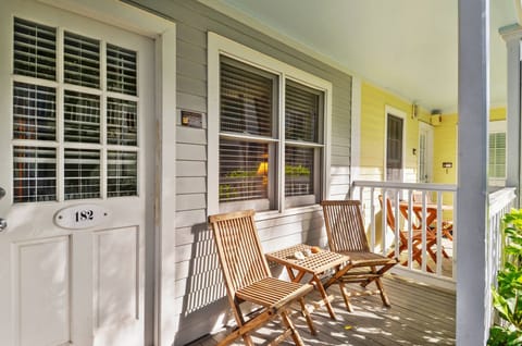 Welcome to Beach House Condo.