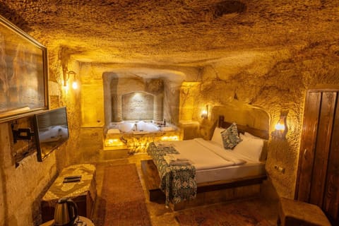 Cave Jacuzzi Superior Room-7 | Premium bedding, Select Comfort beds, individually decorated