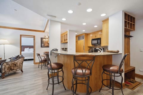 1706212707756-1420-1