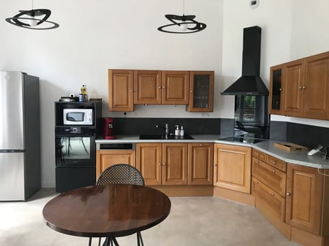 Shared fridge, microwave