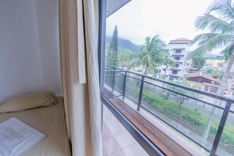 Deluxe Triple Room | Minibar, free WiFi, bed sheets