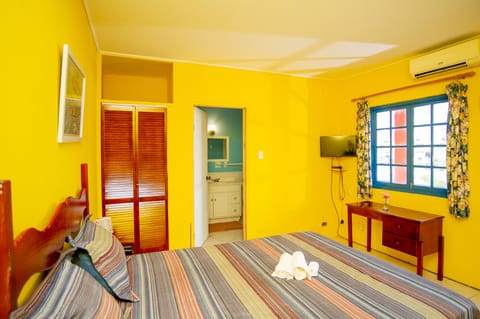 Deluxe Room | Soundproofing, iron/ironing board, free WiFi