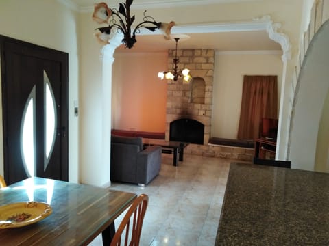 Villa, Multiple Bedrooms, Accessible, Smoking | Dining