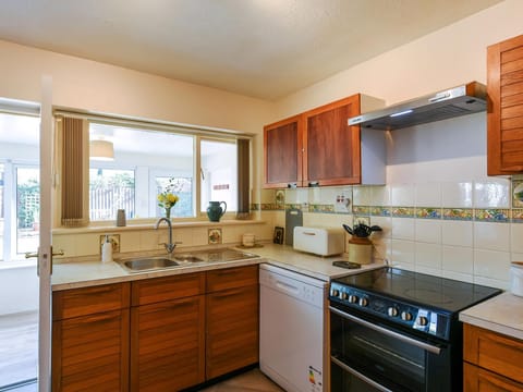 Kitchen | Maldwyn, Tywn