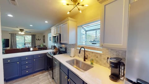 Newly Updated Kitchen!