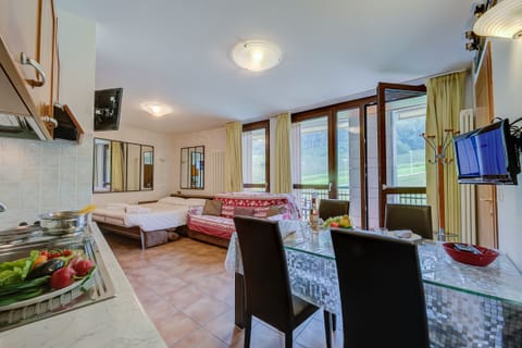 Living and dining room