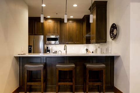 Townhome, 4 Bedrooms | Private kitchen | Coffee/tea maker