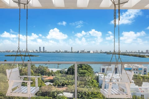 Panoramic Apartment | Terrace/patio