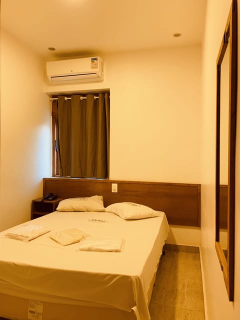 Standard Room | Laptop workspace, free WiFi, bed sheets