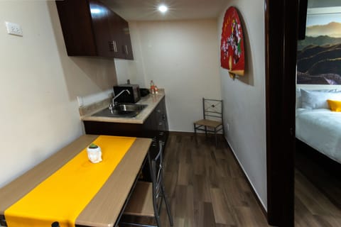 Comfort Room | In-room safe, iron/ironing board, free WiFi, bed sheets