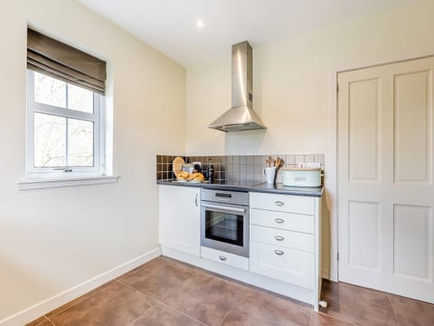 Kitchen | Allt Bronach - Gaskbeg Farm, Laggan