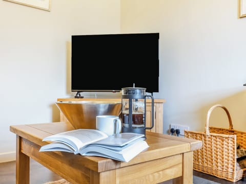 Living room | Allt Bronach - Gaskbeg Farm, Laggan