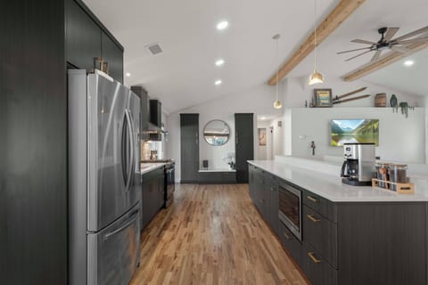 Large open gourmet kitchen