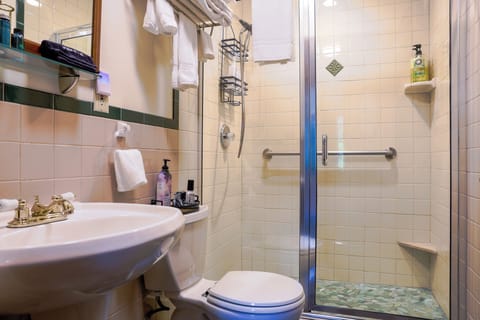 Room, Private Bathroom (Garden) | Bathroom | Combined shower/tub, free toiletries, hair dryer, towels