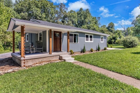 Welcome to Bear Walk Cottage!