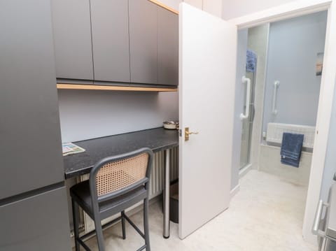 2 bedrooms, individually decorated, individually furnished, free WiFi