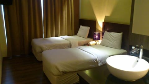 Deluxe Twin Room | Free WiFi