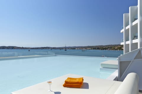 Suite, Sea View (Luux, Shared Plunge Pool) | Terrace/patio