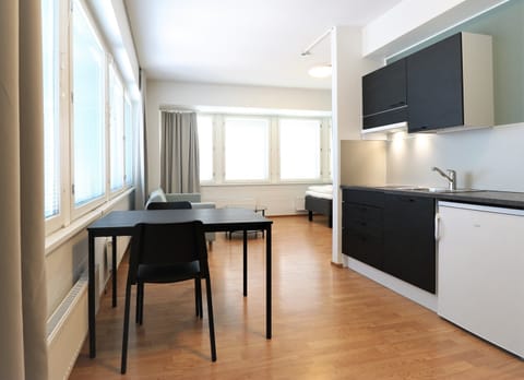 Standard Studio, 2 Twin Beds | Private kitchen | Fridge, microwave, coffee/tea maker, electric kettle