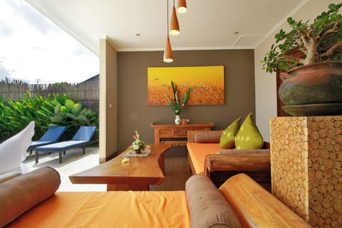 Family Villa, 2 Bedrooms | Living area | Smart TV