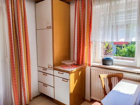 Table, Sky, Furniture, Property, Building, Interior Design, Wood, Shade, Flooring, Chair