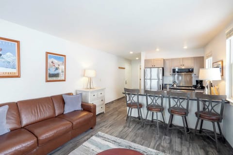 Apartment (1 Bedroom) | Interior