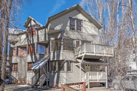 House (2 Bedrooms) | Front of property