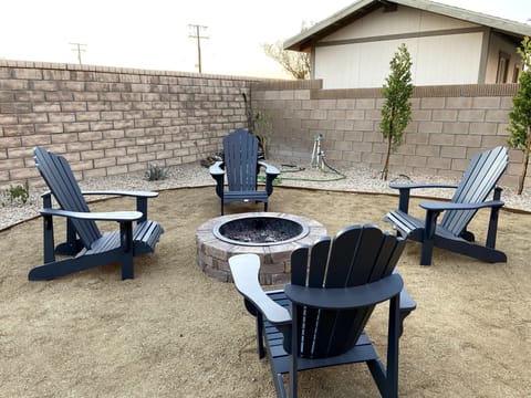 Wood burning firepit