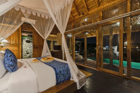 Villa | 1 bedroom, minibar, bed sheets