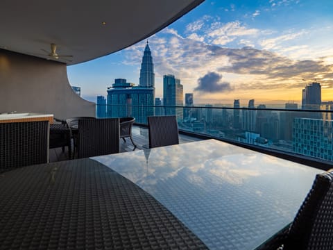 Presidential Penthouse | Balcony view