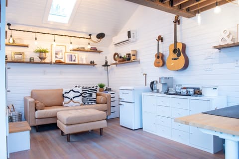 Studio - Office/Hangout Space