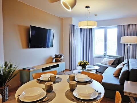 Table, Property, Furniture, Plant, Lighting, Window, Interior Design, Dishware, Couch, Wood