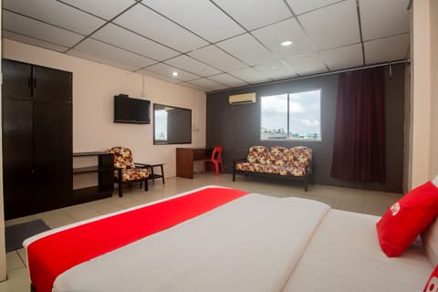 Deluxe Double Room | Free WiFi, bed sheets